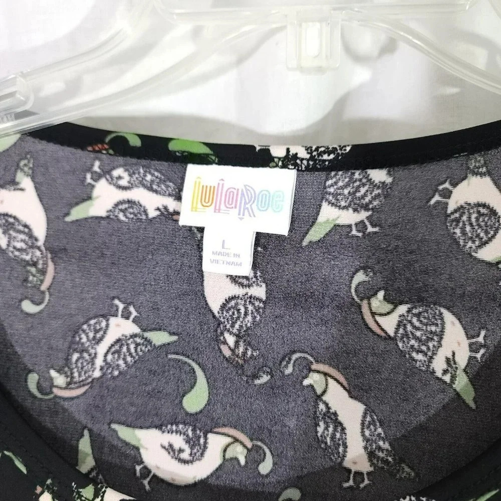 LuLaRoe Women's Size L Black Multicolor Pigeon s/s Drop Shoulder Irma Tunic Top - Picture 4 of 5